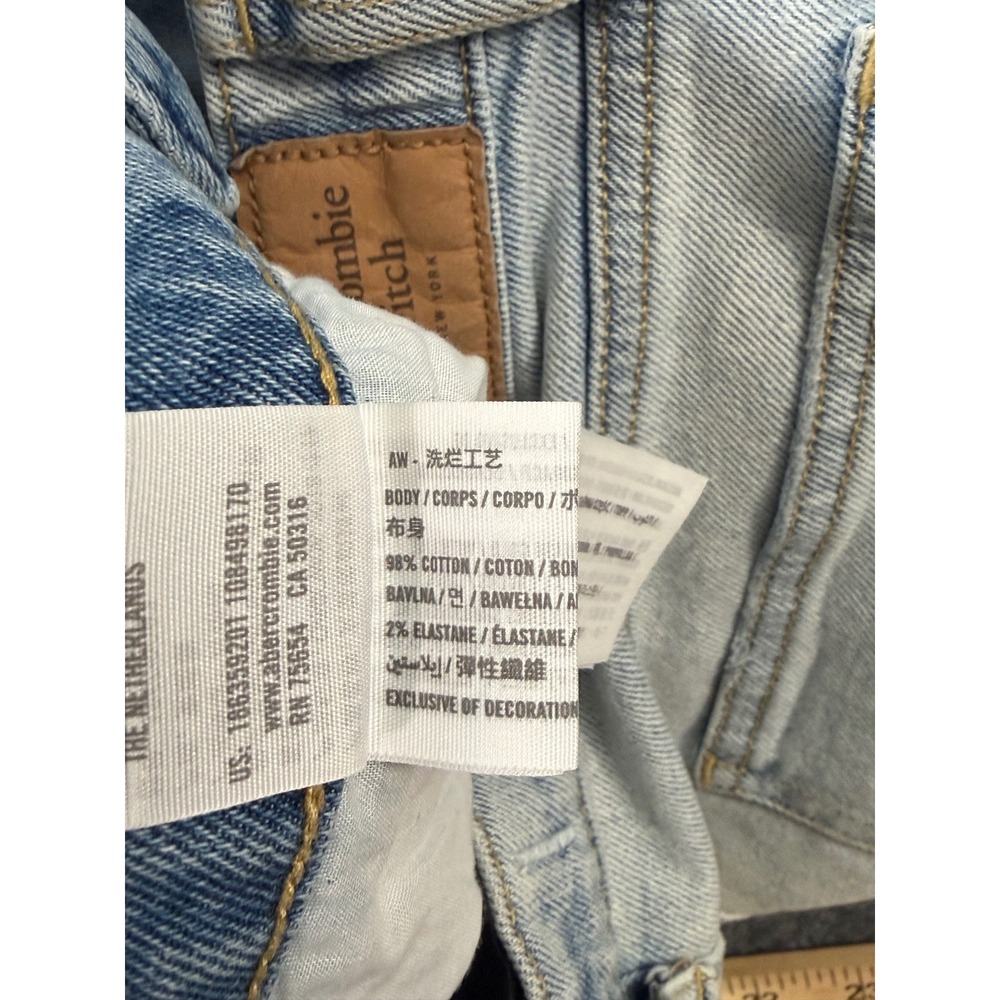 Abercrombie & Fitch Shorts Womens 6/28 Light Blue Excellent Distressed High Rise - Picture 3 of 8